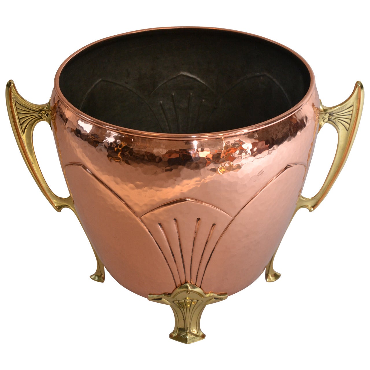 Palm Pot cooper and brass hammered