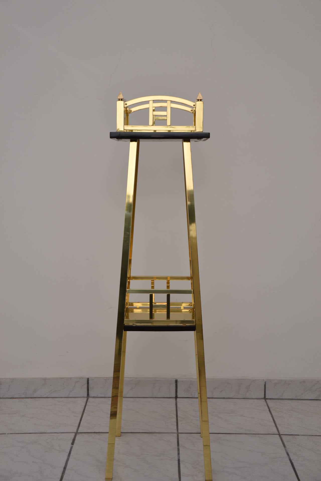 Brass Flowerstand with Black Polished Wood Plate 2