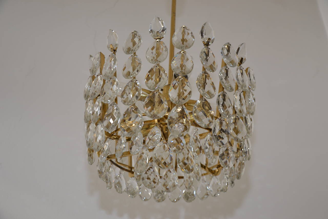 Austrian Mid Century Modern 1955 Bakalowits Sohne Crystal Brass Chandelier Pendant Light For Sale