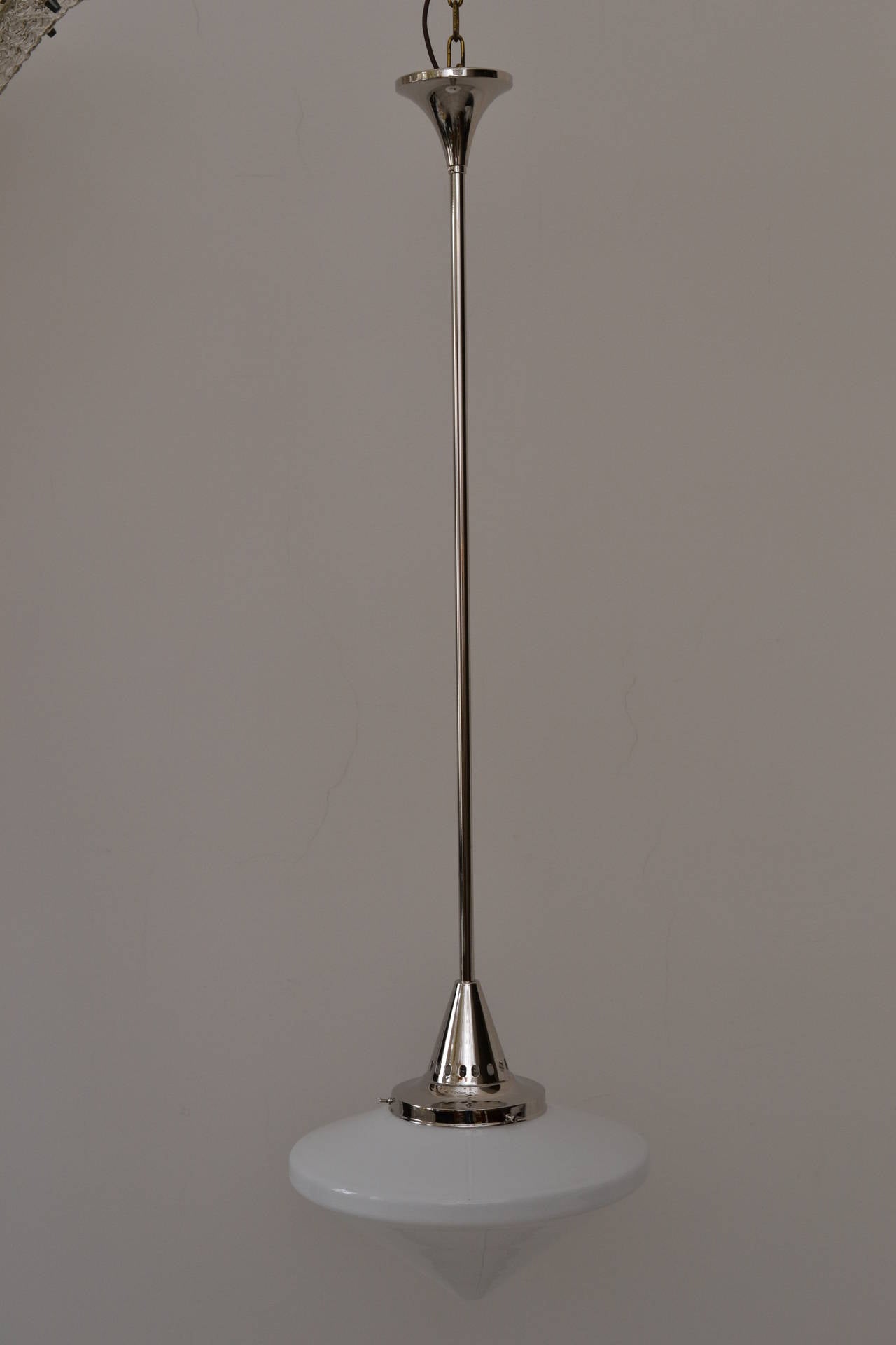 brass nickel-platend chandelier with Opal glass
Original condition