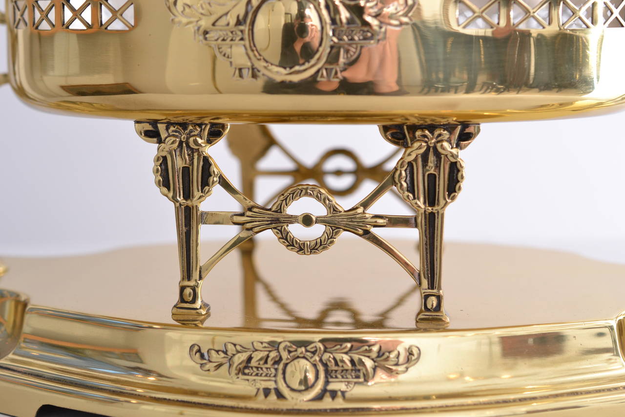 Argentor Brass Centerpiece with Original Glass In Excellent Condition In Wien, AT