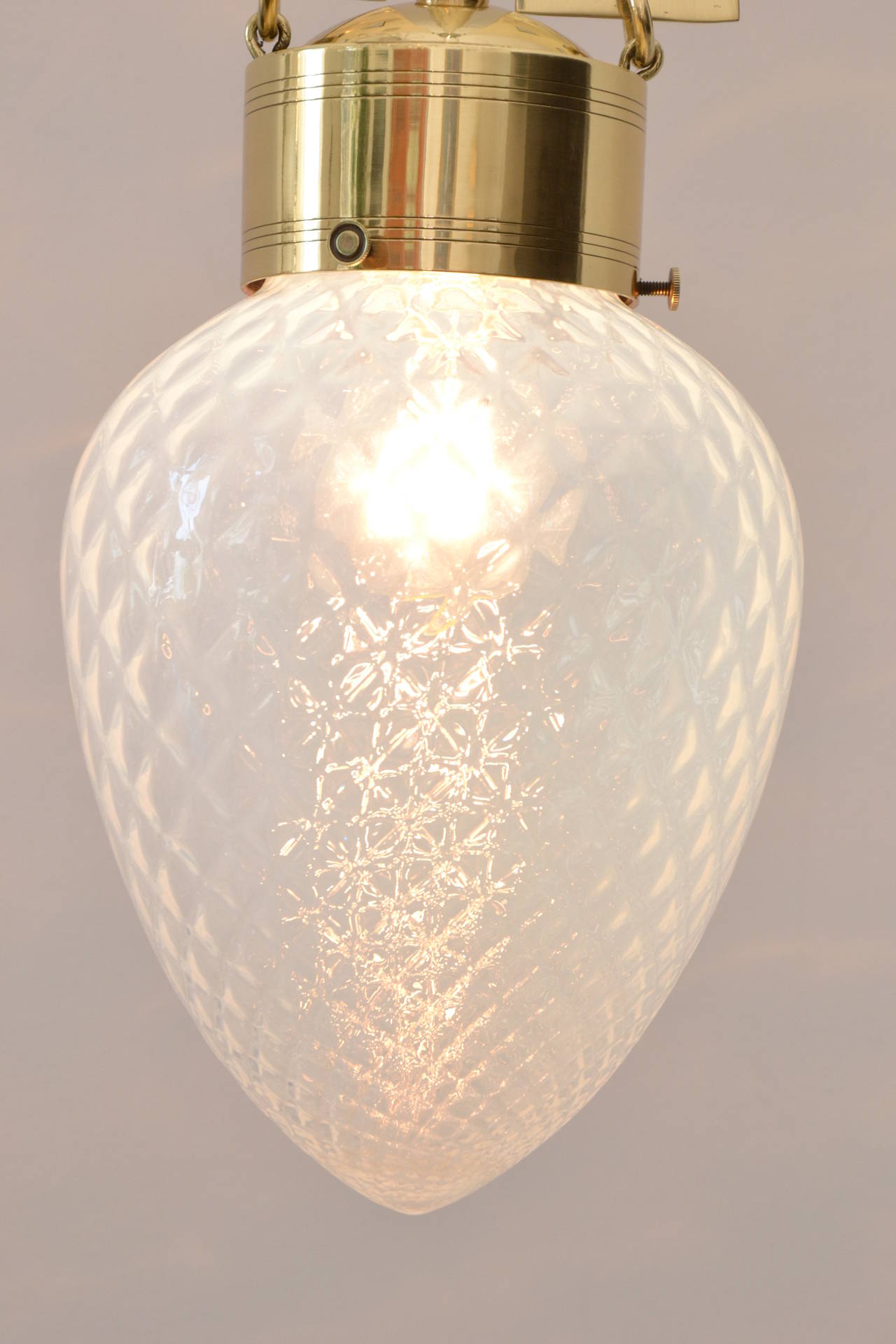 Jugendstil Brass Anteroom Lamp and Opaline Glass In Excellent Condition In Wien, AT
