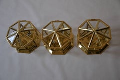 Tre lampade da soffitto con vetro tagliato a mano