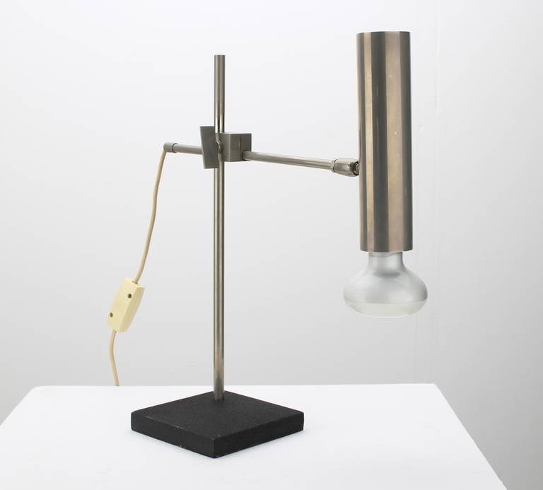 Minimalist Stainless Steel Desk Lamp, Italy 1950's In Good Condition For Sale In Waalre, NL