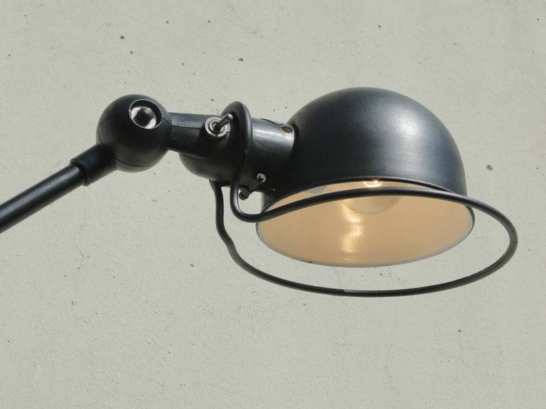 Six-Armed Jielde Floor Lamp In Excellent Condition For Sale In Saint-Ouen, FR