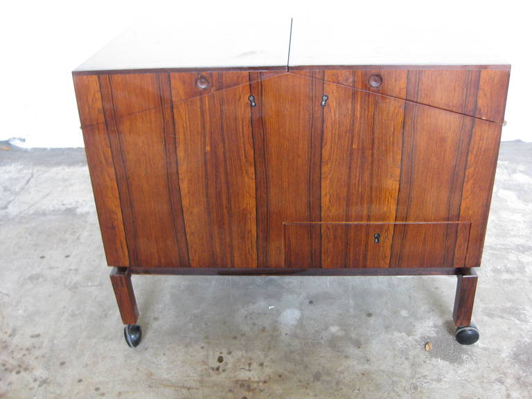 Danish Midcentury Rosewood Bar In Good Condition For Sale In Oosterbeek, NL