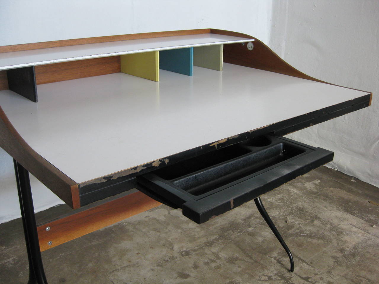 American George Nelson Swaged-Leg desk For Sale