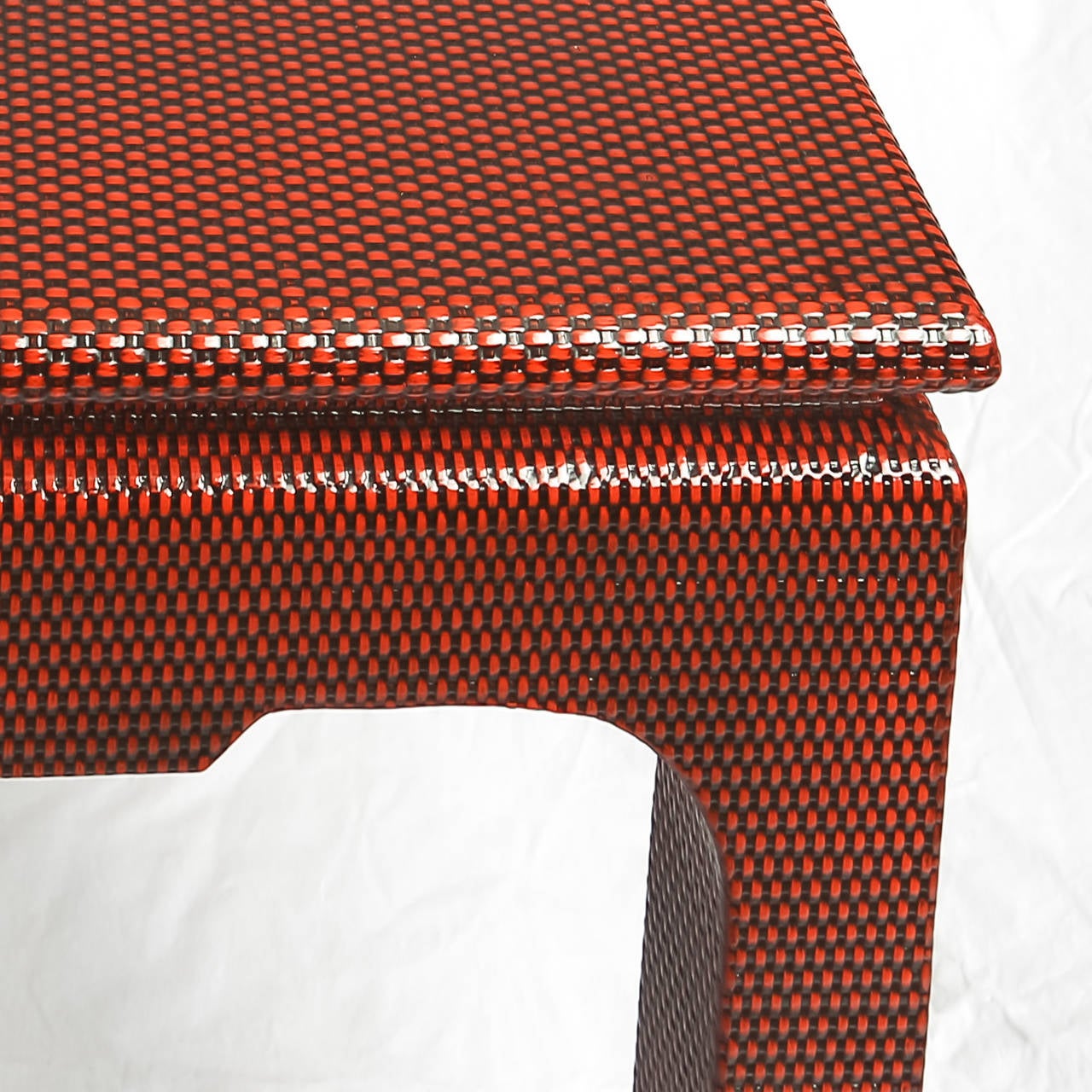 Harrison Van Horn Side Table in Red Lacquered Texture 3