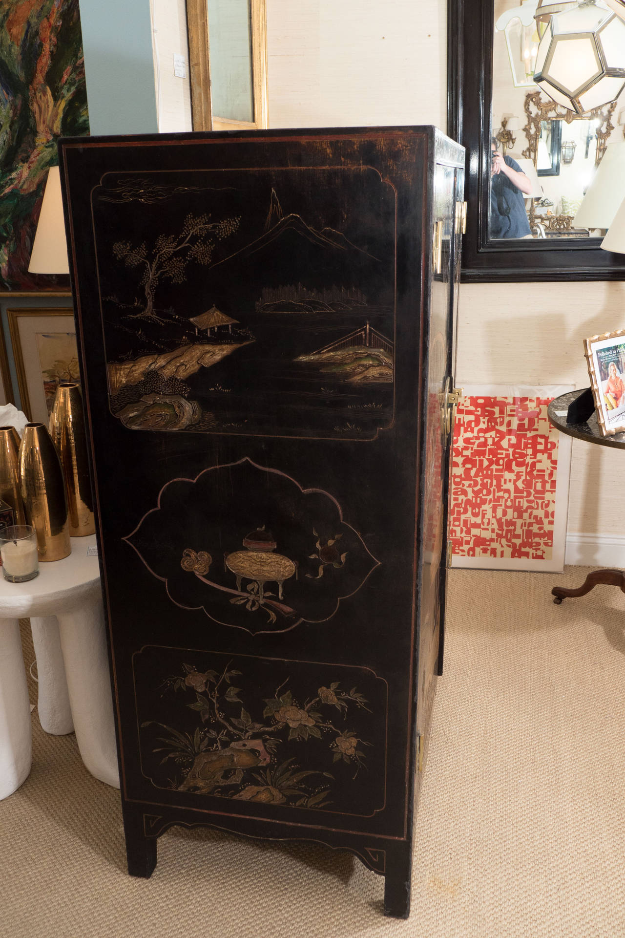 19th Century Chinese Coromandel Lacquer Cabinet 3
