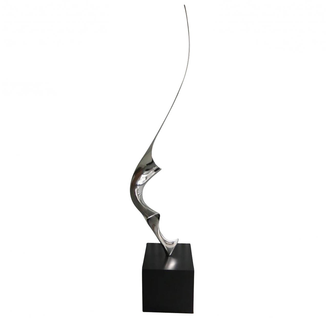 "Natalie" Stainless Steel Sculpture by Lou Pearson
Extraordinary work of Art
Perfect Conditions
Stands 7' feet 9" tall