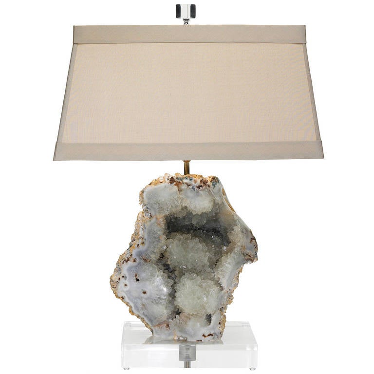 Lampe Denver, Apophylite En vente sur 1stDibs