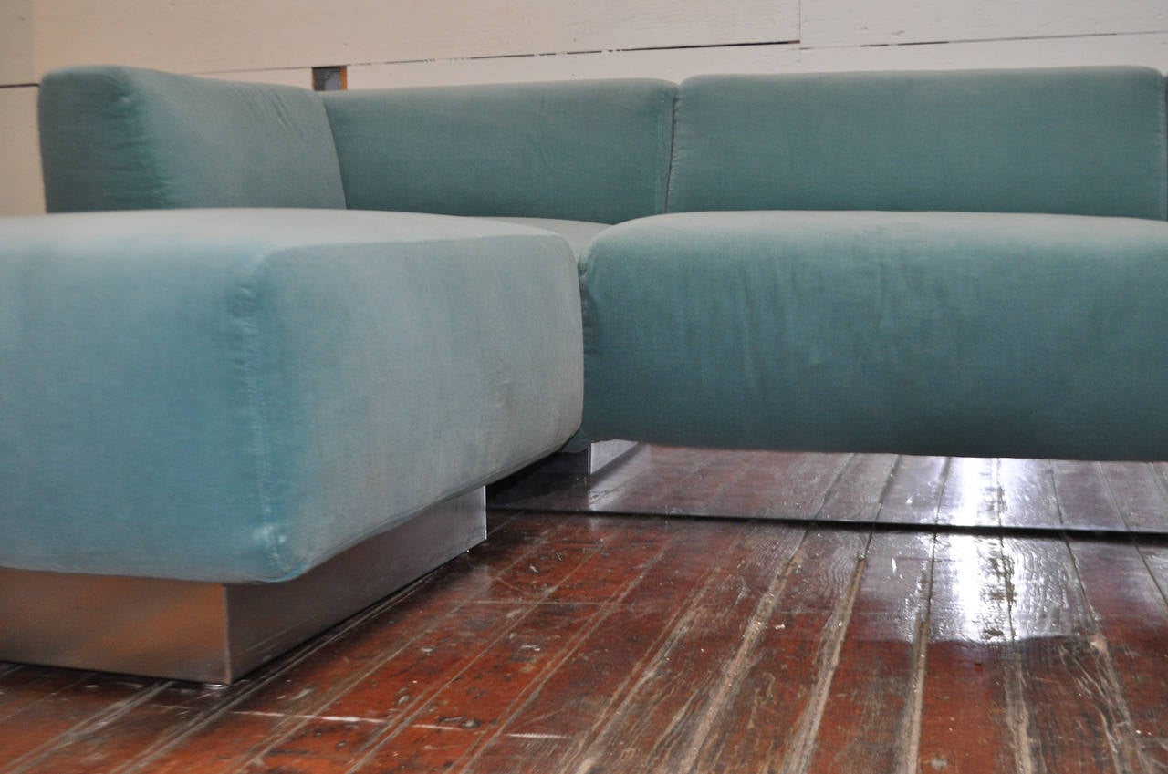 Harvey Probber Crushed Blue Velvet Sofa In Excellent Condition For Sale In Westport, CT