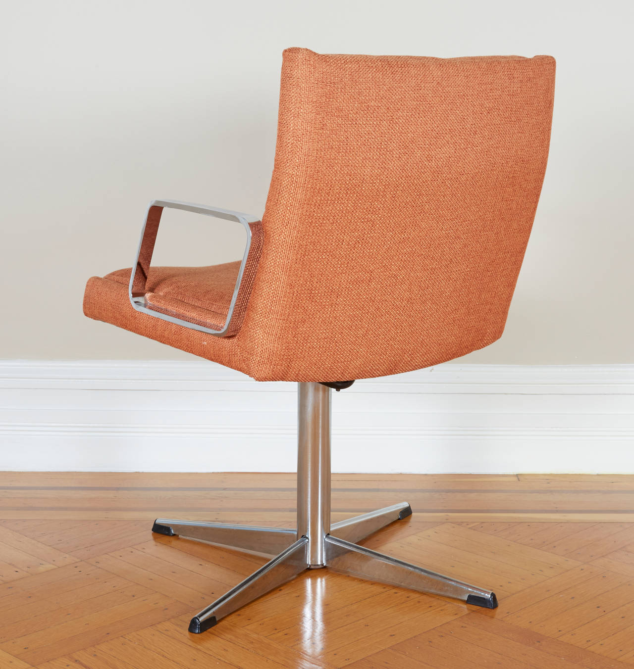 Mid-Century Modern Pair of Mid-Century Doerner Faultless Steel Swivel Desk Chairs