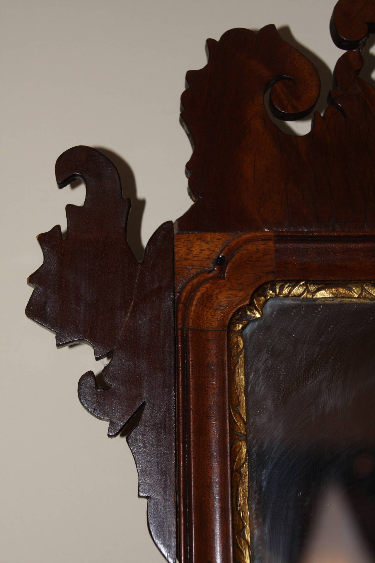Mid-18th Century Chippendale Mahogany Mirror 1