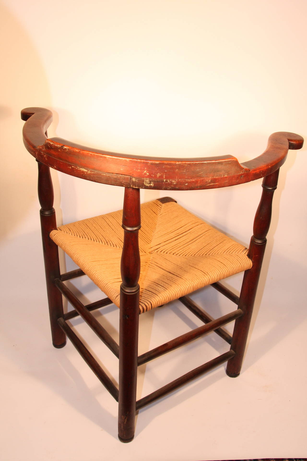 American 18th Century New England Roundabout Chair For Sale