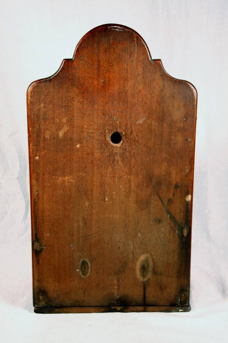 Mid-19th Century Walnut Salt Box In Good Condition In Woodbury, CT
