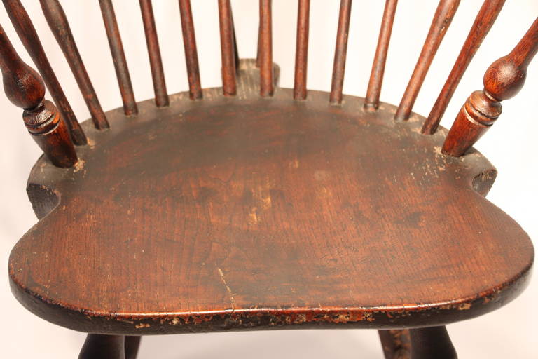 18th Century CT Windsor Continuous Arm Chair with Comb Extension (EB TRACY) 3
