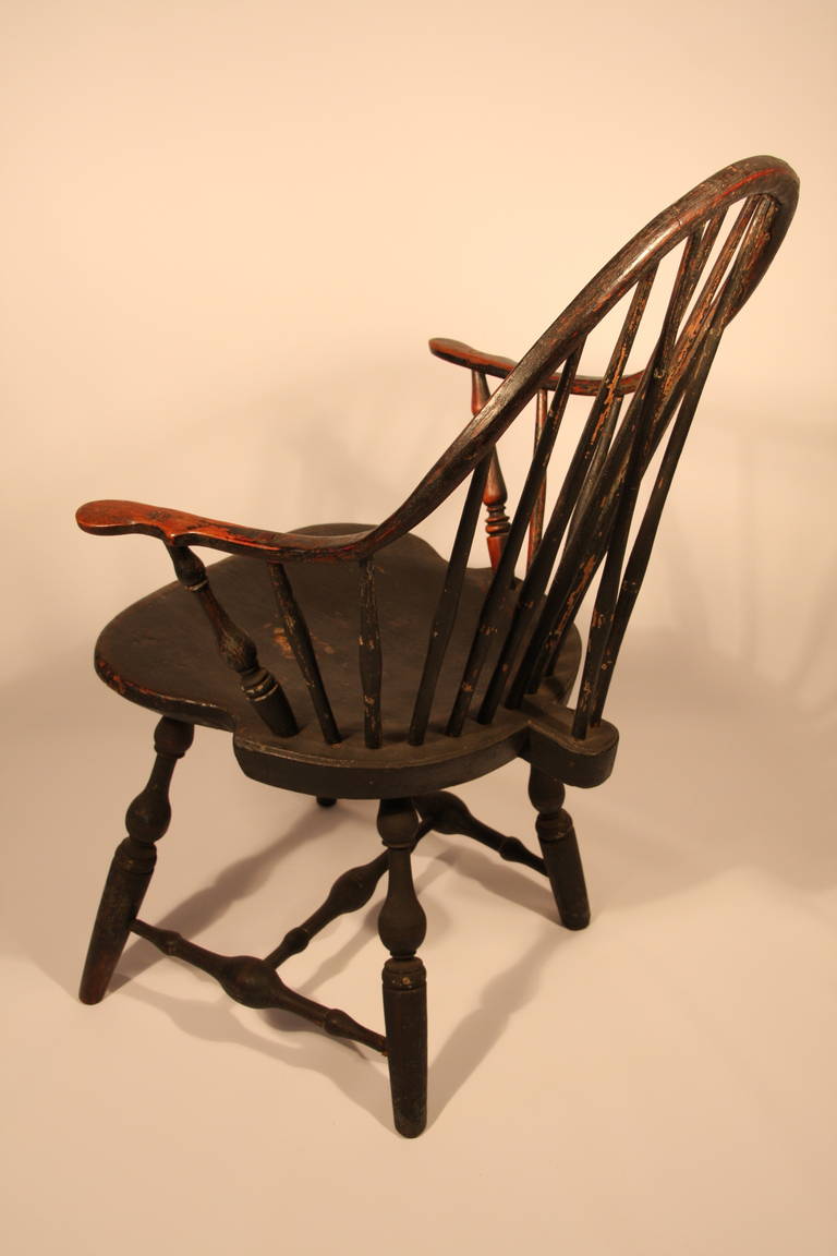18th Century Connecticut Continuous Windsor Armchair, Signed E.B. Tracy In Excellent Condition In Woodbury, CT