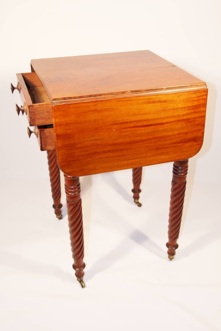19th Century Sheraton Mahogany Work Table with Birdseye Maple Drawers 2