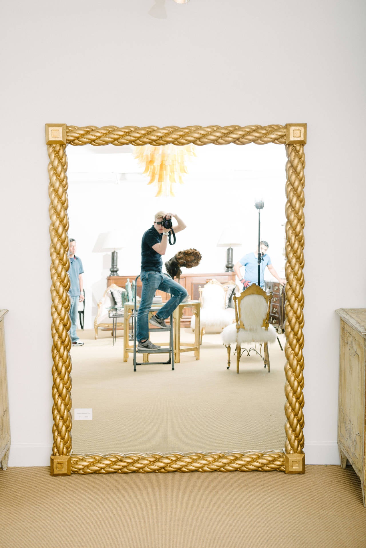 A large chic vintage giltwood carved rope mirror. Measures: 77