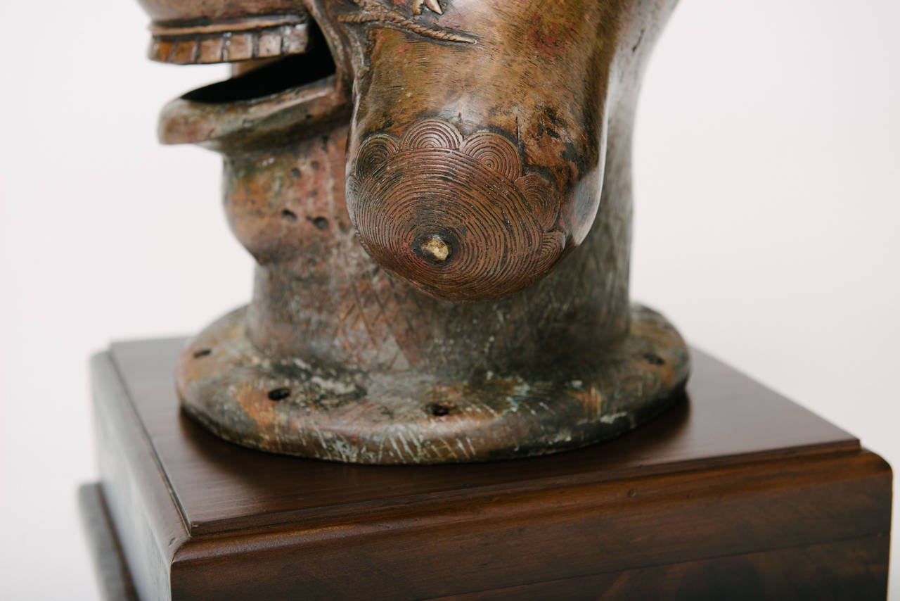 African Tikar Style Bronze Head In Good Condition In Houston, TX