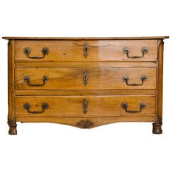 17th Century French Louis XIV Walnut Commode 2
