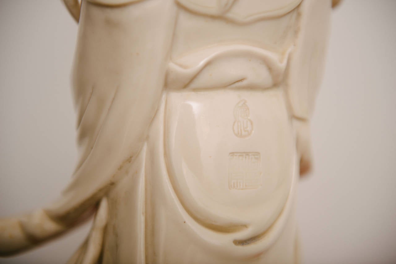 19th Century Blanc de Chine Guanyin Statue 1