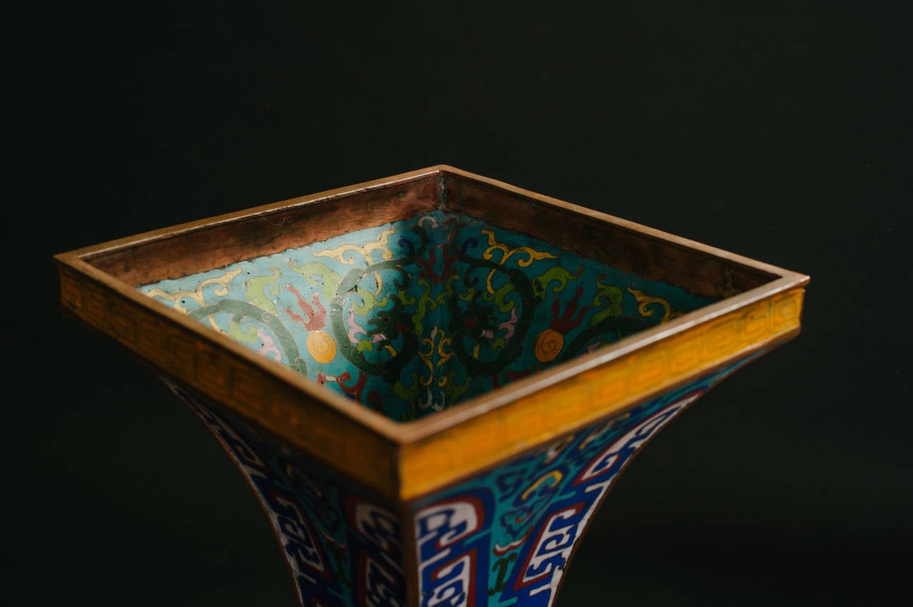 Pair of Stylish Mid-19th Century Ming Style Cloisonné 1