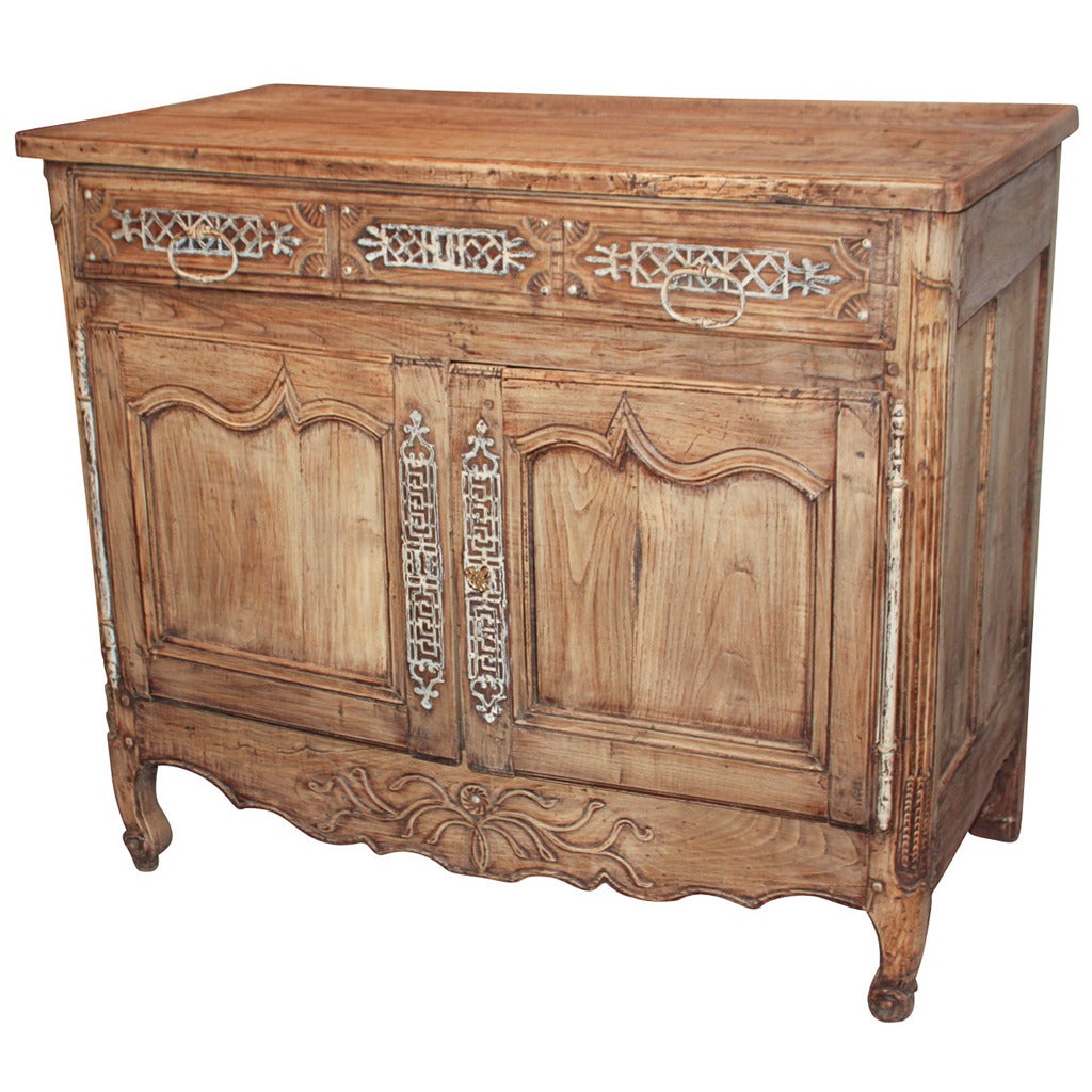 18th Century French Bleached Oak Buffet For Sale at 1stDibs