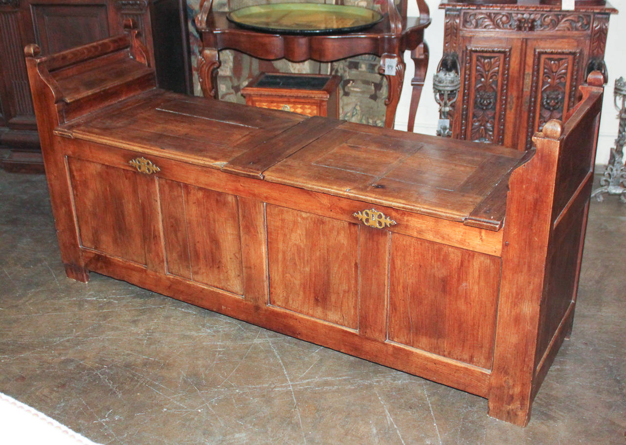Attractive English blanket chest in oak with wonderful aged patina.  Having two hinged doors, spacious interior, and time-worn charm.  