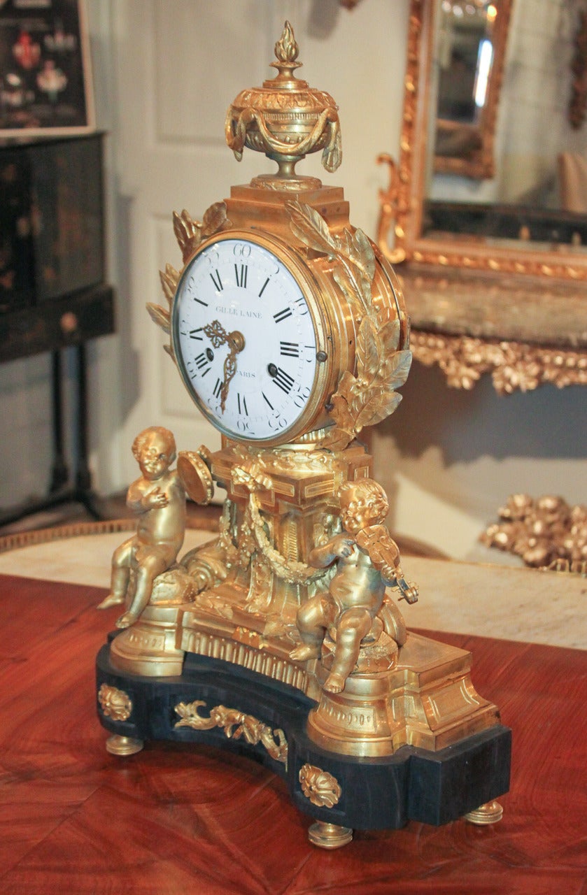 Fine 19th Century Parisian Bronze Clock In Good Condition In Dallas, TX