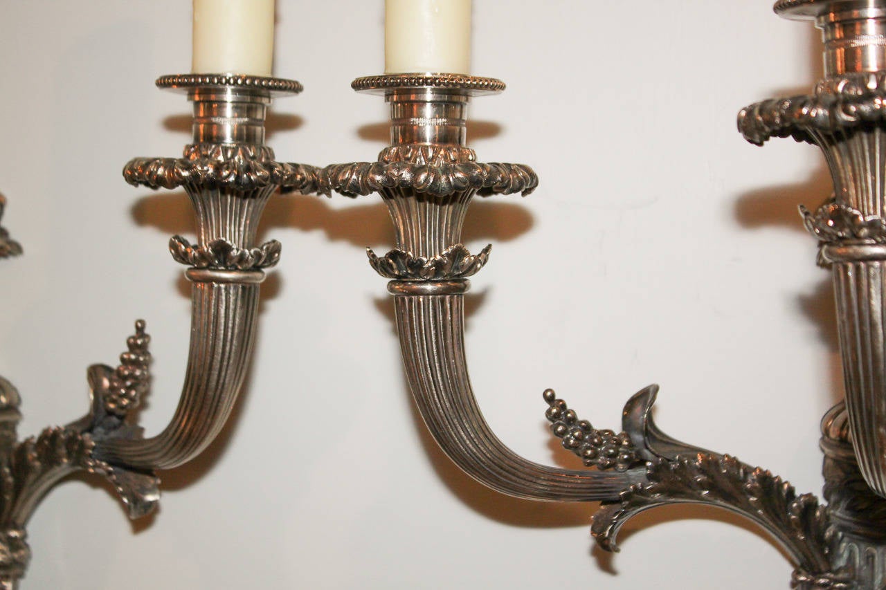 Pair of French Napoleon III Bronze Sconce For Sale 1