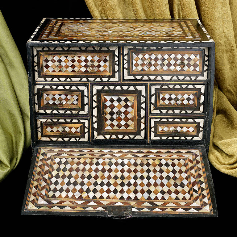 Very Rare Ottoman Table Box from the Ottoman Empire, 1600 For Sale 1