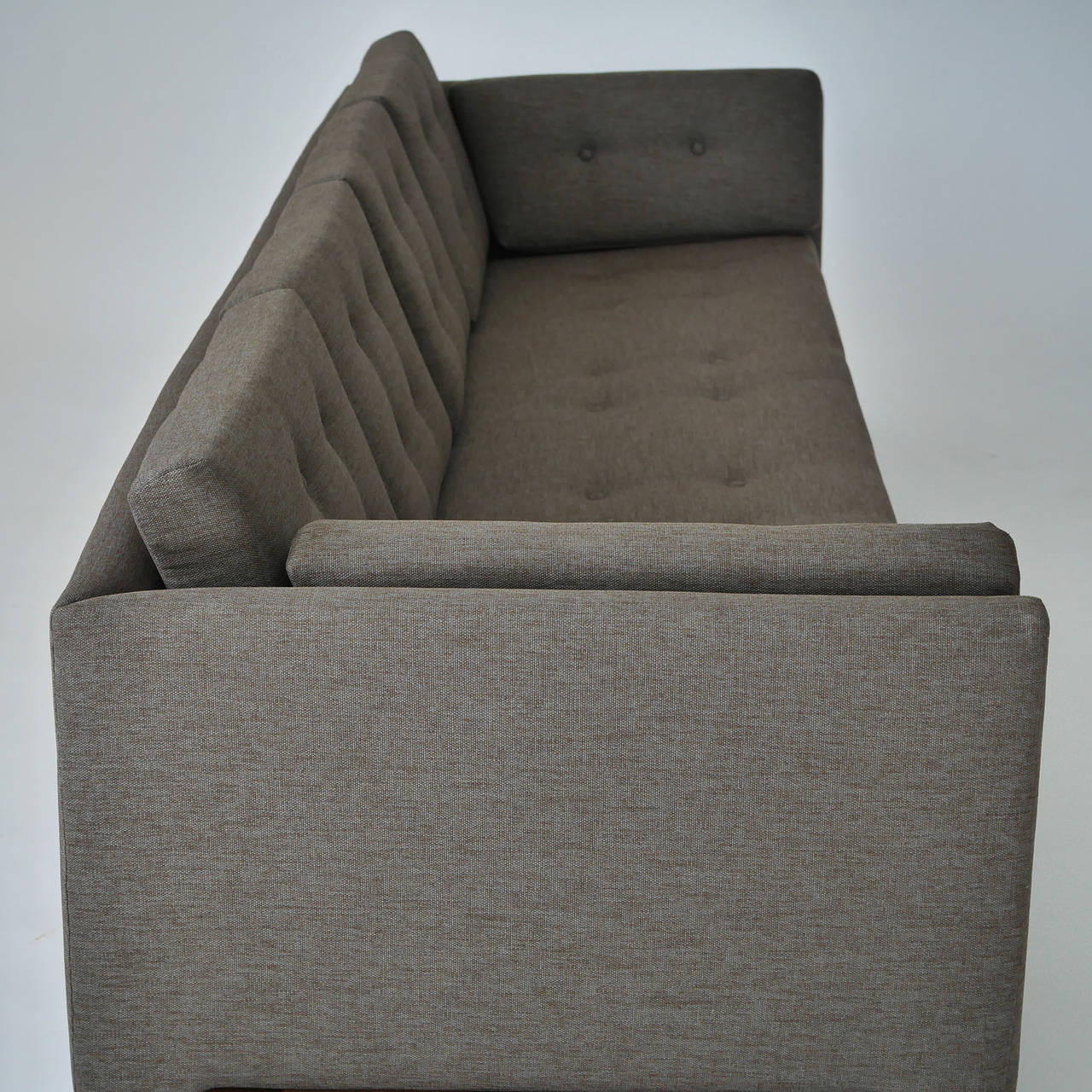 Mid-20th Century Adrian Pearsall Sofa For Craft Associates