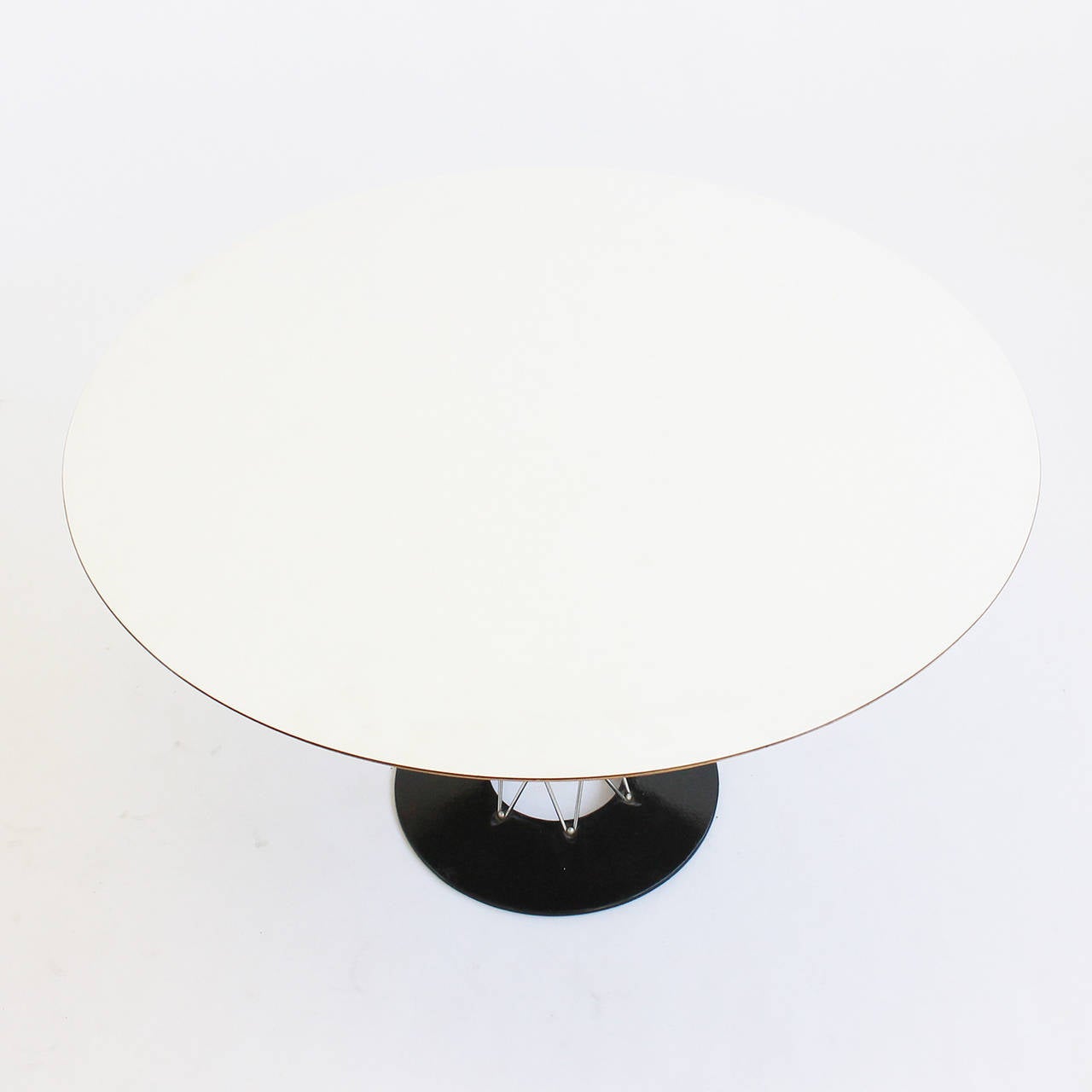 Mid-20th Century Early Production Isamu Noguchi Cyclone Table For Sale