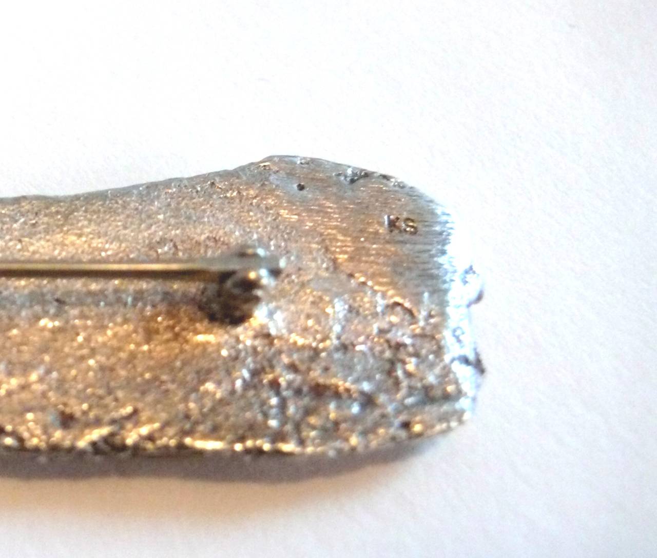 Kiki Smith Silver Shooting Star Brooch In Excellent Condition For Sale In New York, NY