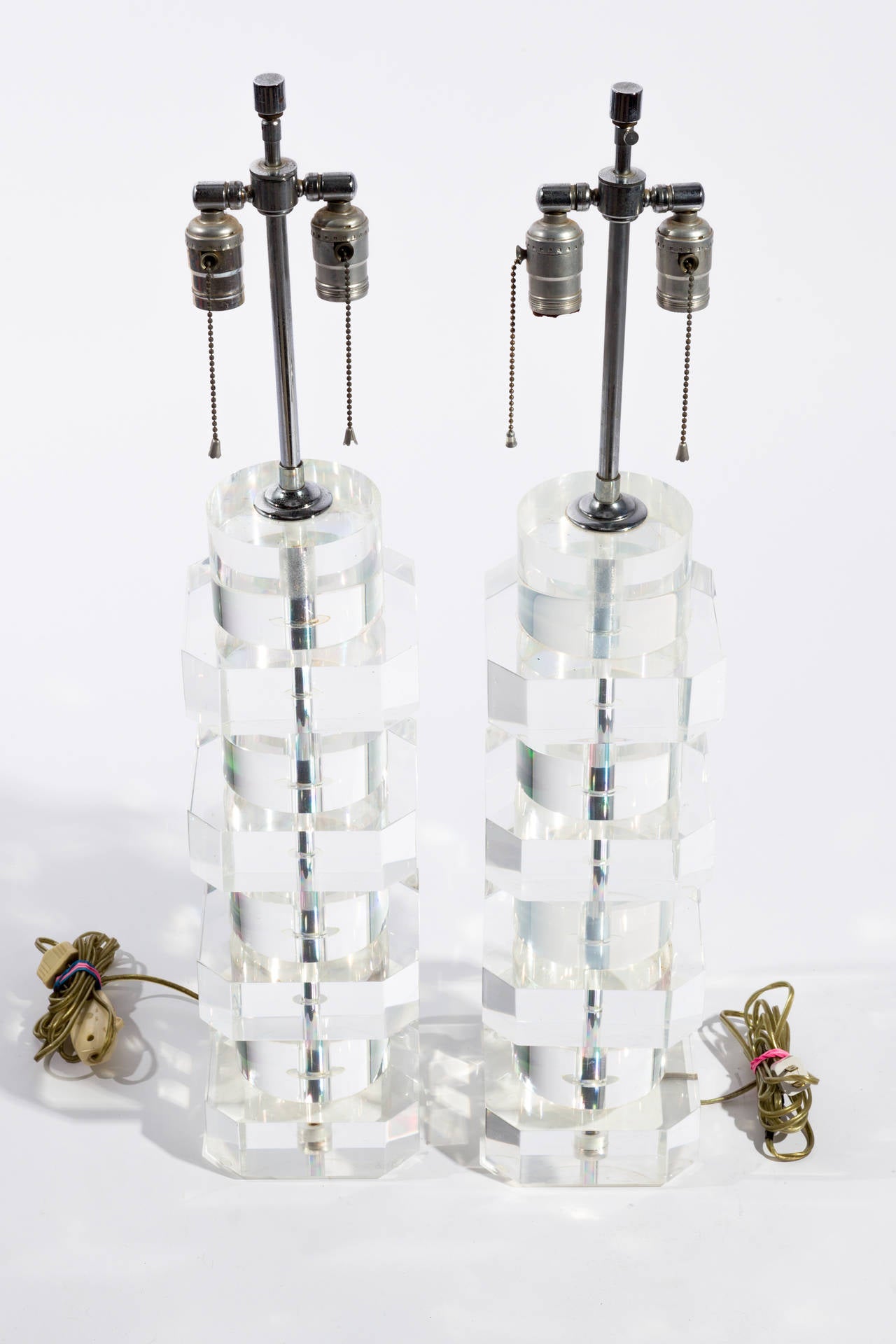 Late 20th Century Pair of Substantial Lucite Disc Table Lamps