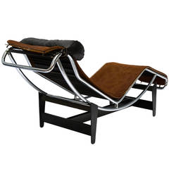 Le Corbusier LC4 Chaise Longue Chair in Cowhide