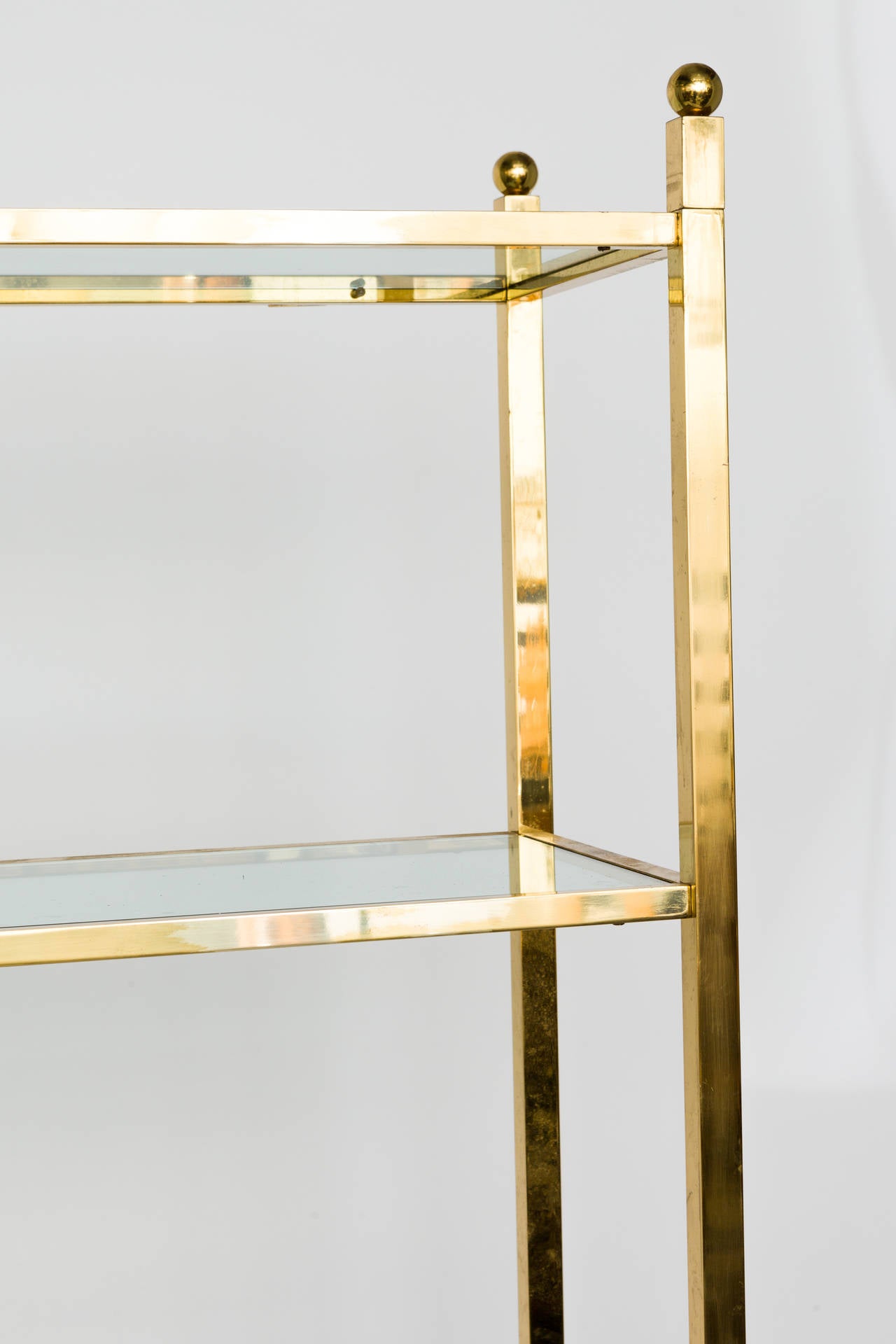Oversized Brass Etagere In Good Condition In Tarrytown, NY