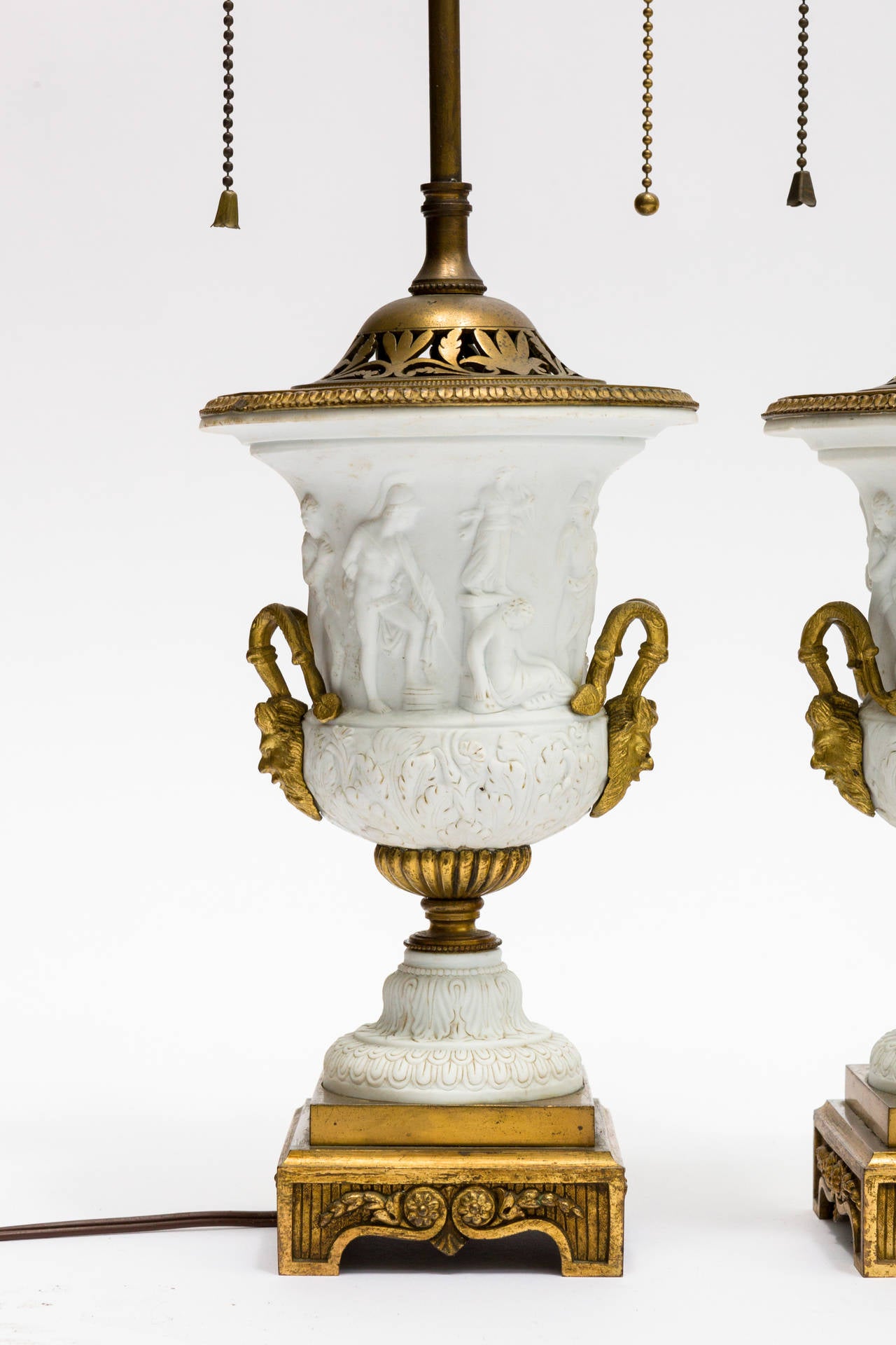 Pair of French Parian Ware Urn Lamps In Good Condition In Tarrytown, NY