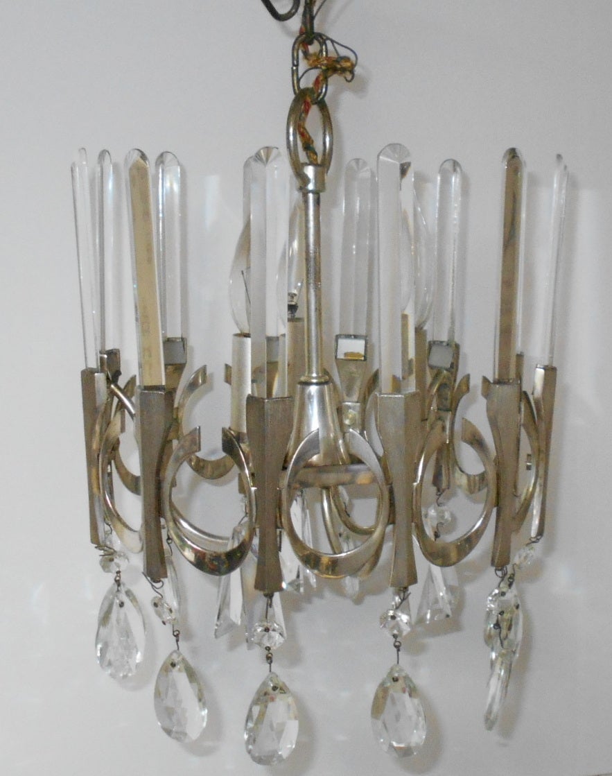 Petite Silverplated Chandelier by Gaetano Sciolari In Good Condition In Tarrytown, NY