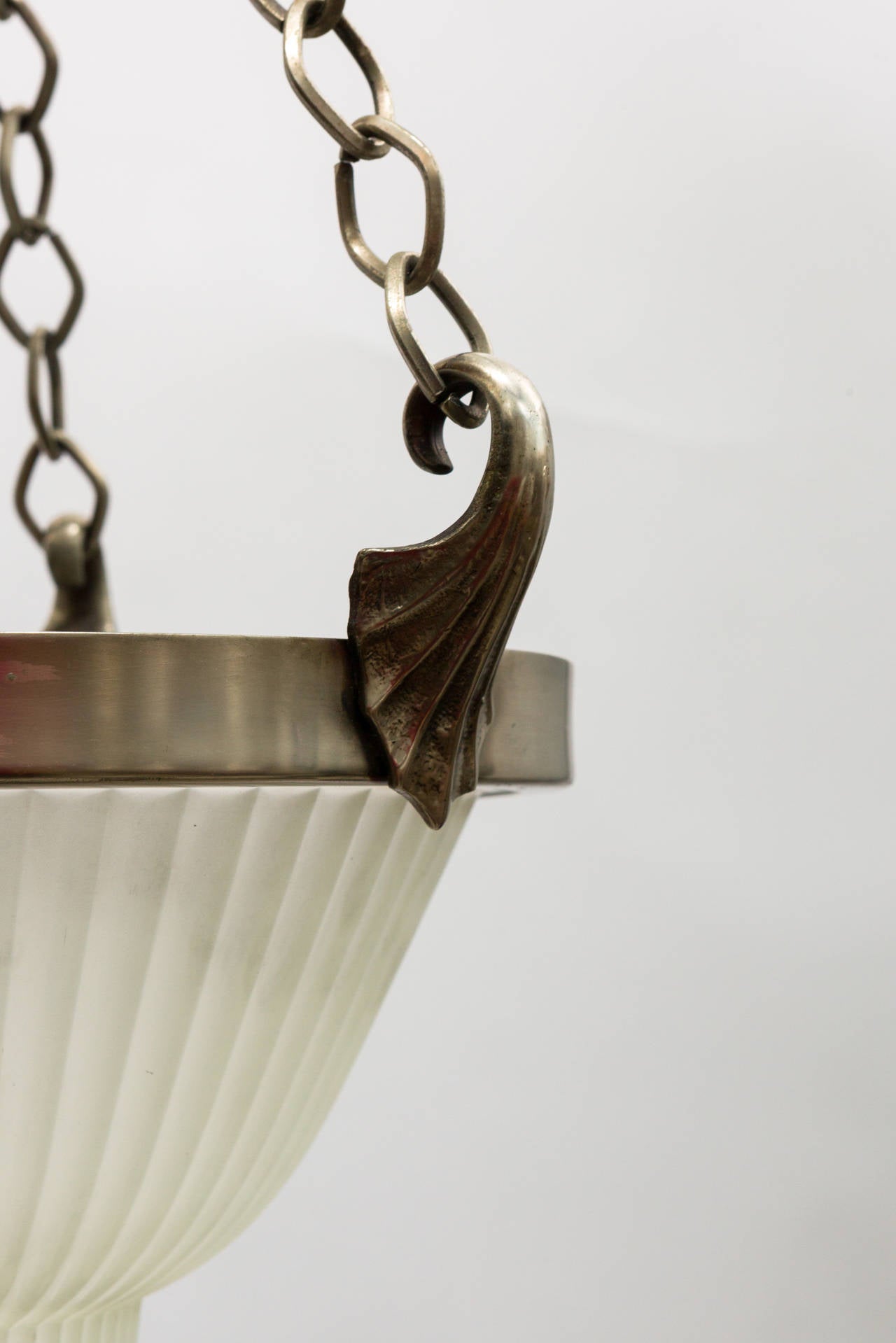 Francese Stile Art Deco  Lampada a sospensione in vetro stampato
