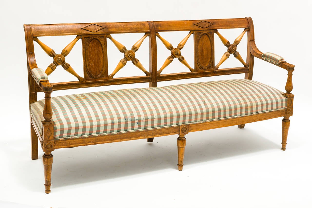1940s wood classical bench. Needs to be reupholstered.