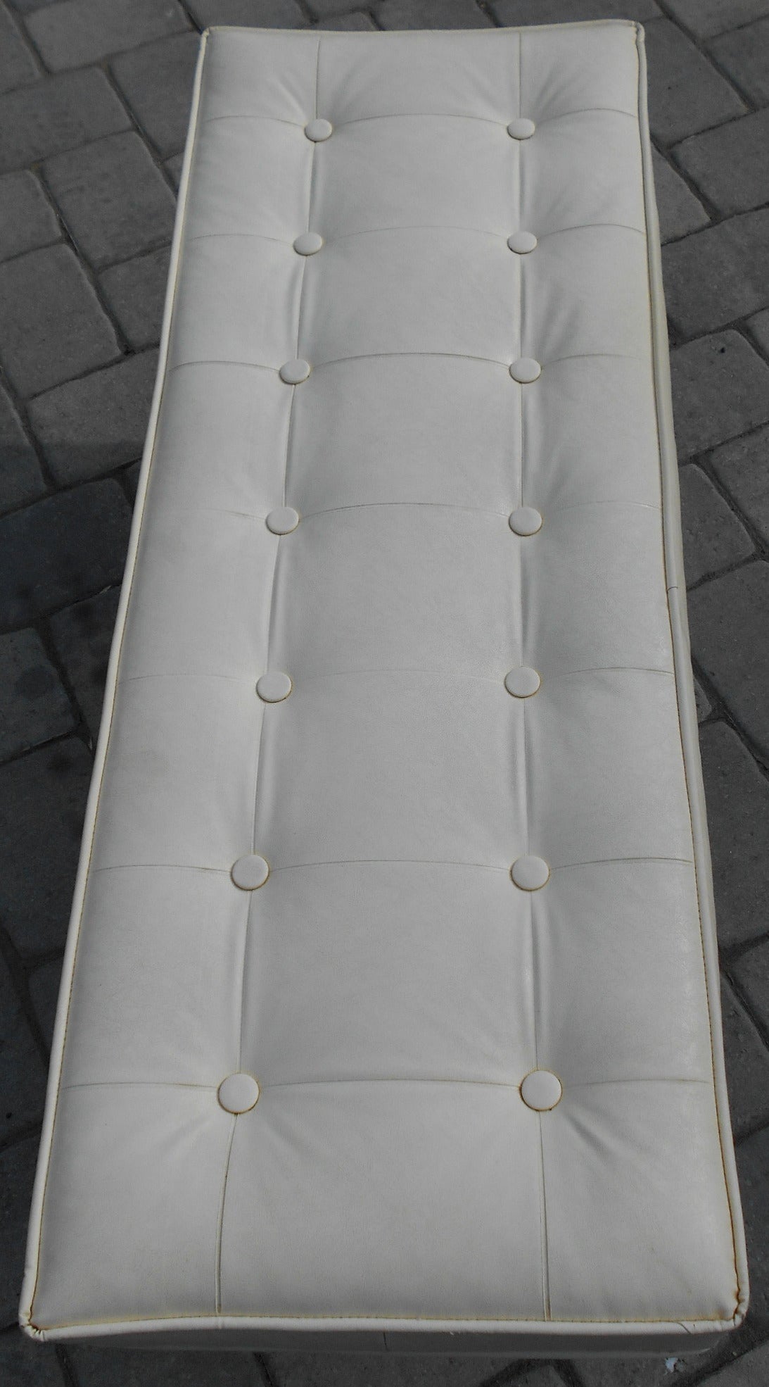 Milo Baughman Tufted Bench In Good Condition In Tarrytown, NY