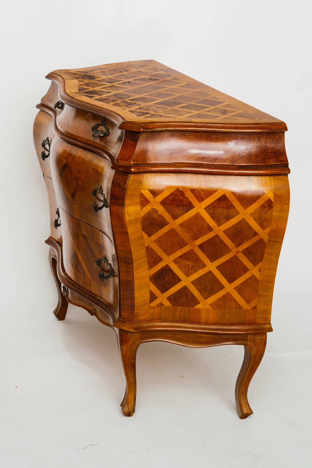 Pair of Italian Parquetry Bombay Chests 5