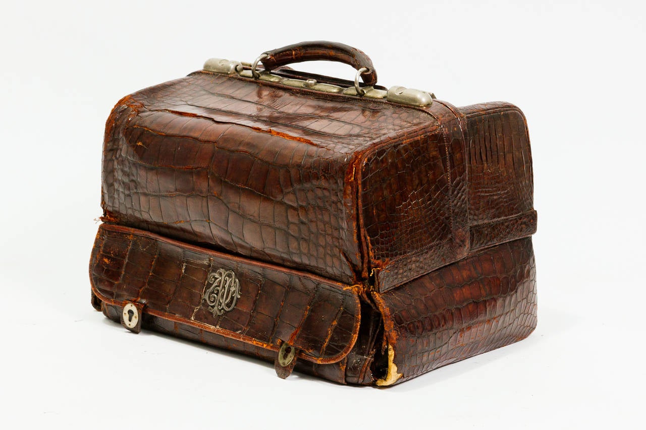 19th Century Crocodile Vanity Case with Sterling Initials In Distressed Condition For Sale In Tarrytown, NY