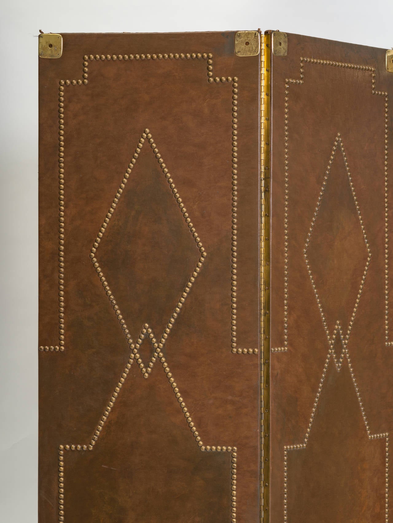 leather screen
