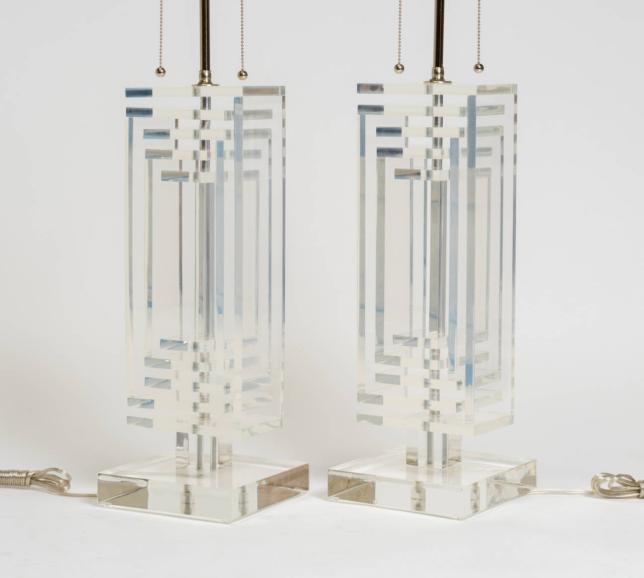 American Pair of Midcentury Lucite Lamps For Sale