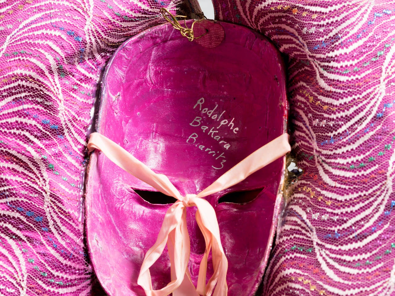 Venetian Handmade Carnival Mask In Good Condition In Tarrytown, NY