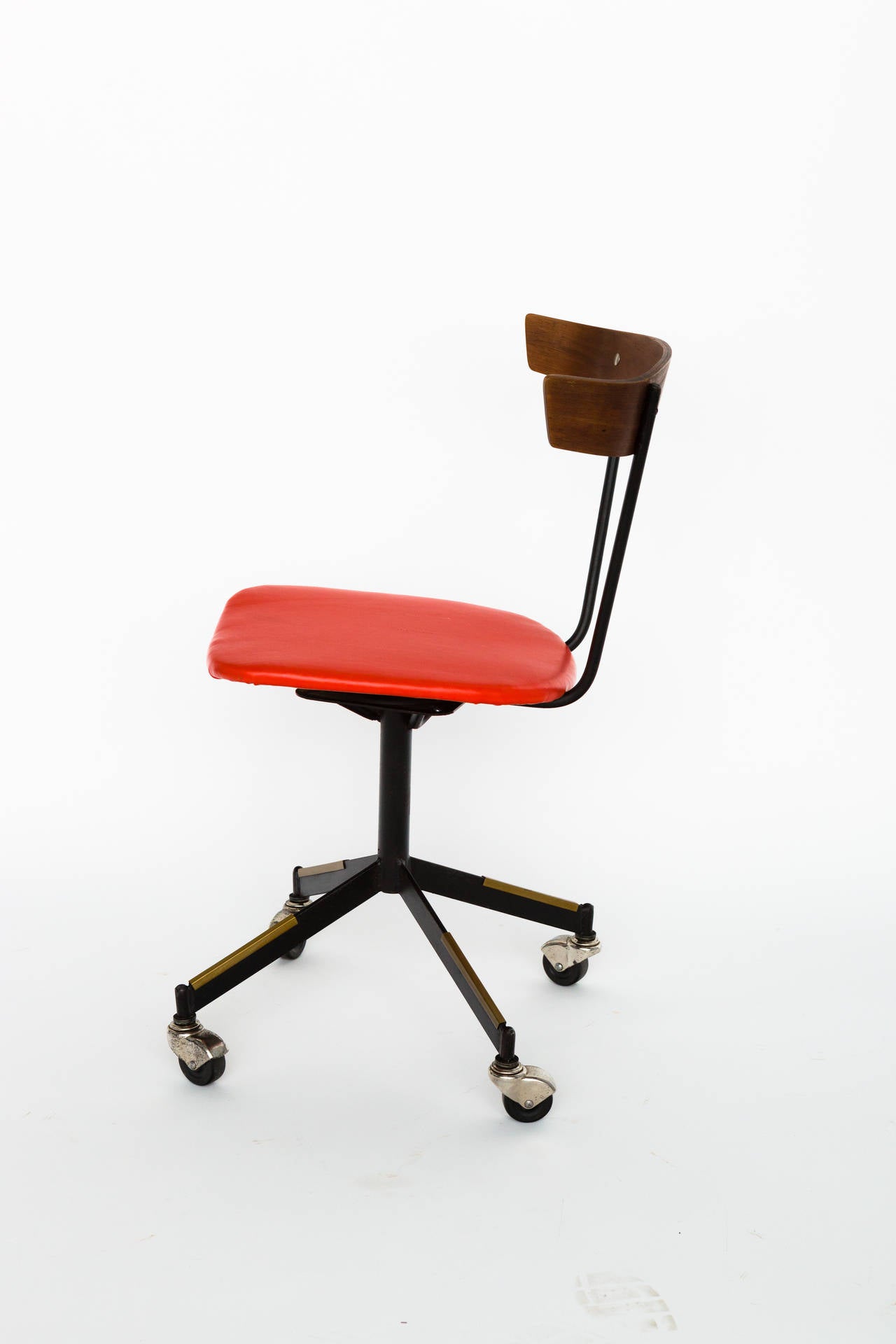 American Mid Century Modern Desk Chair By Clifford Pascoe